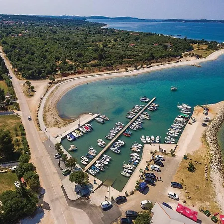 Ketty Villa
